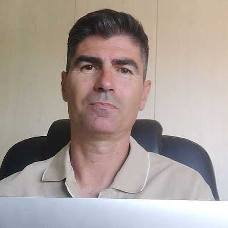 Fotografia tomada fuera de Alberto Ibáñez: Diseño páginas web y crecimiento digital - Diseñador de sitios web en Avila, Ávila