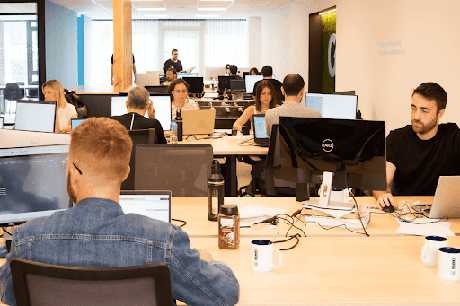 Fotografia tomada fuera de Agencia SEO en Madrid | RODANET - Agencia de marketing en Salamanca, Madrid