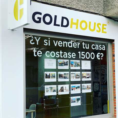 Fotografia tomada fuera de Gold House - Agencia inmobiliaria en Aldea del Fresno, Madrid