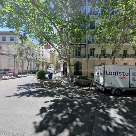 Fotografia tomada fuera de Torres y Carrera Consultores de Comunicación - Agencia de publicidad en Salamanca, Madrid